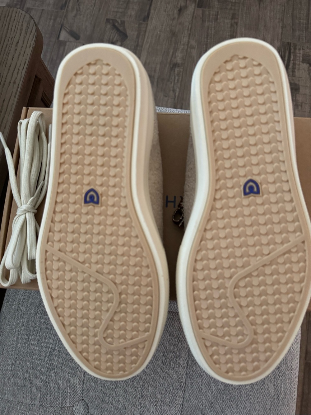 NWT, Rothy’s RS02 Sneaker Honeybun Boucle. Women’s size 9-1/2. - Picture 5 of 8